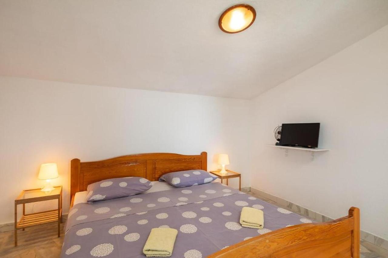 Apartments Roza Omis Ngoại thất bức ảnh