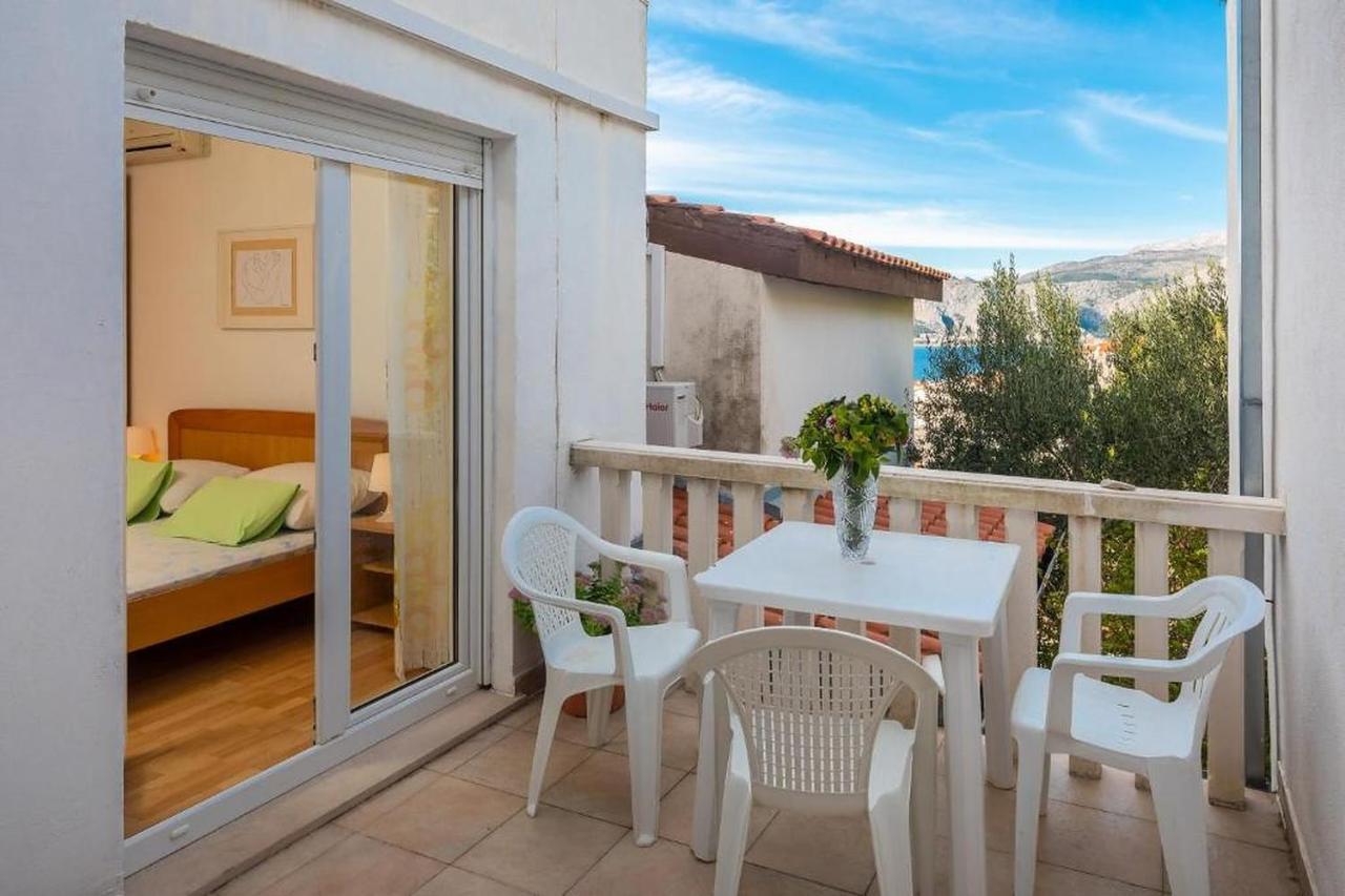 Apartments Roza Omis Ngoại thất bức ảnh