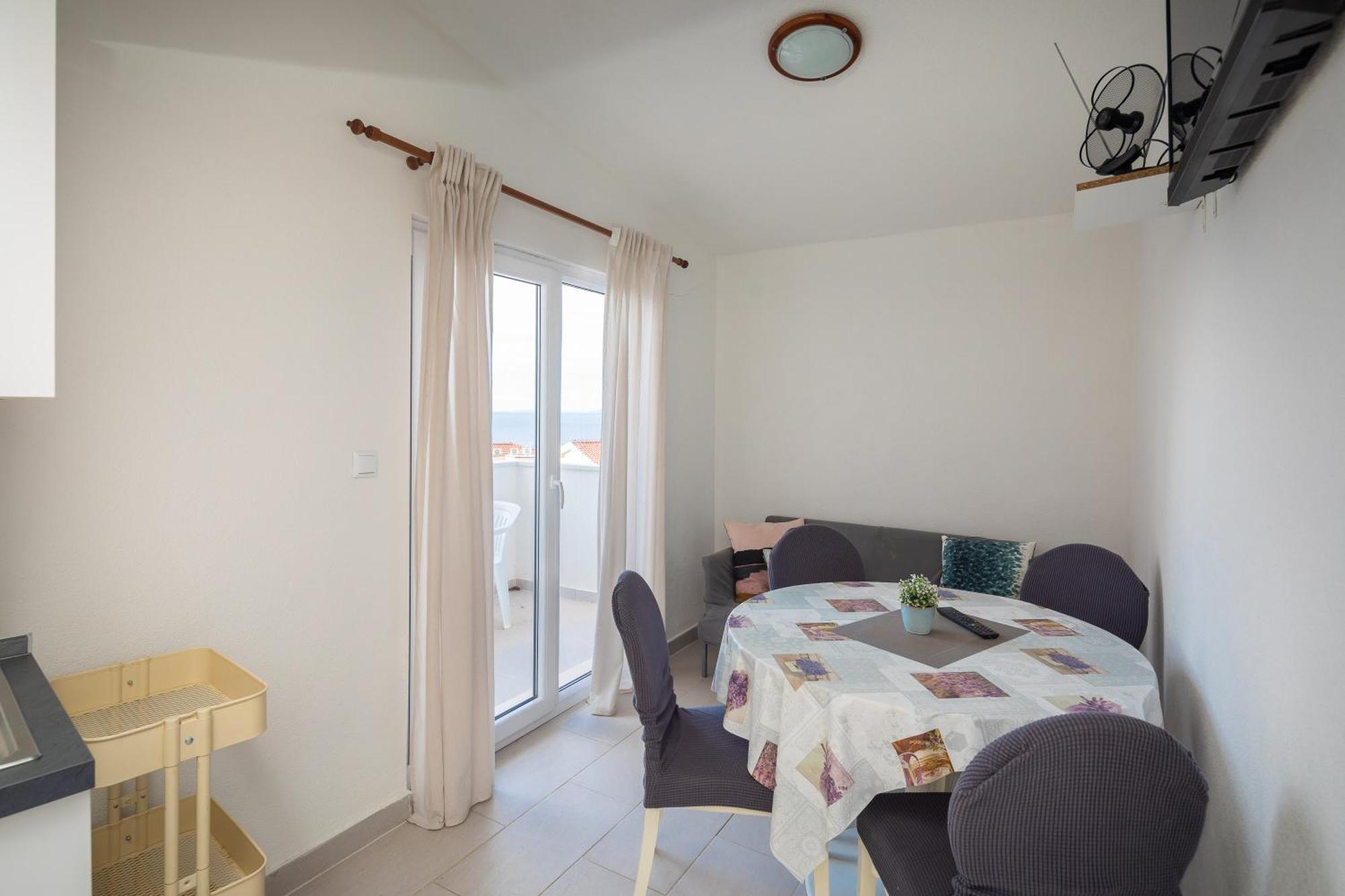 Apartments Roza Omis Ngoại thất bức ảnh