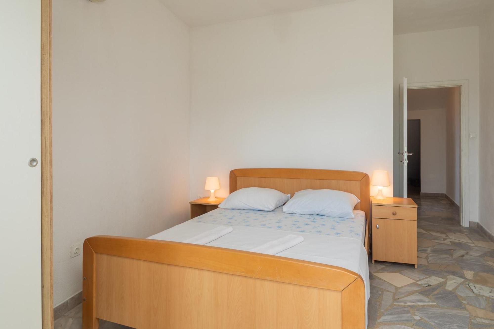 Apartments Roza Omis Ngoại thất bức ảnh