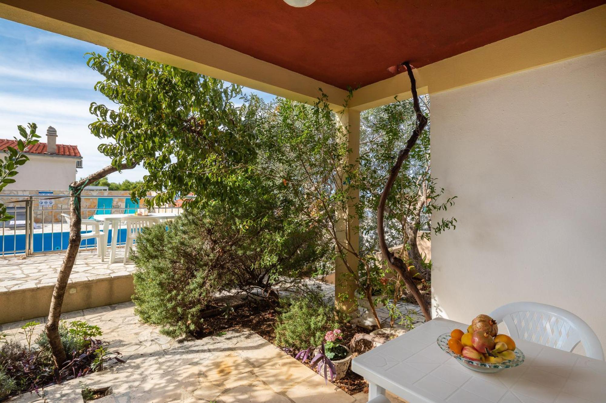 Apartments Roza Omis Ngoại thất bức ảnh