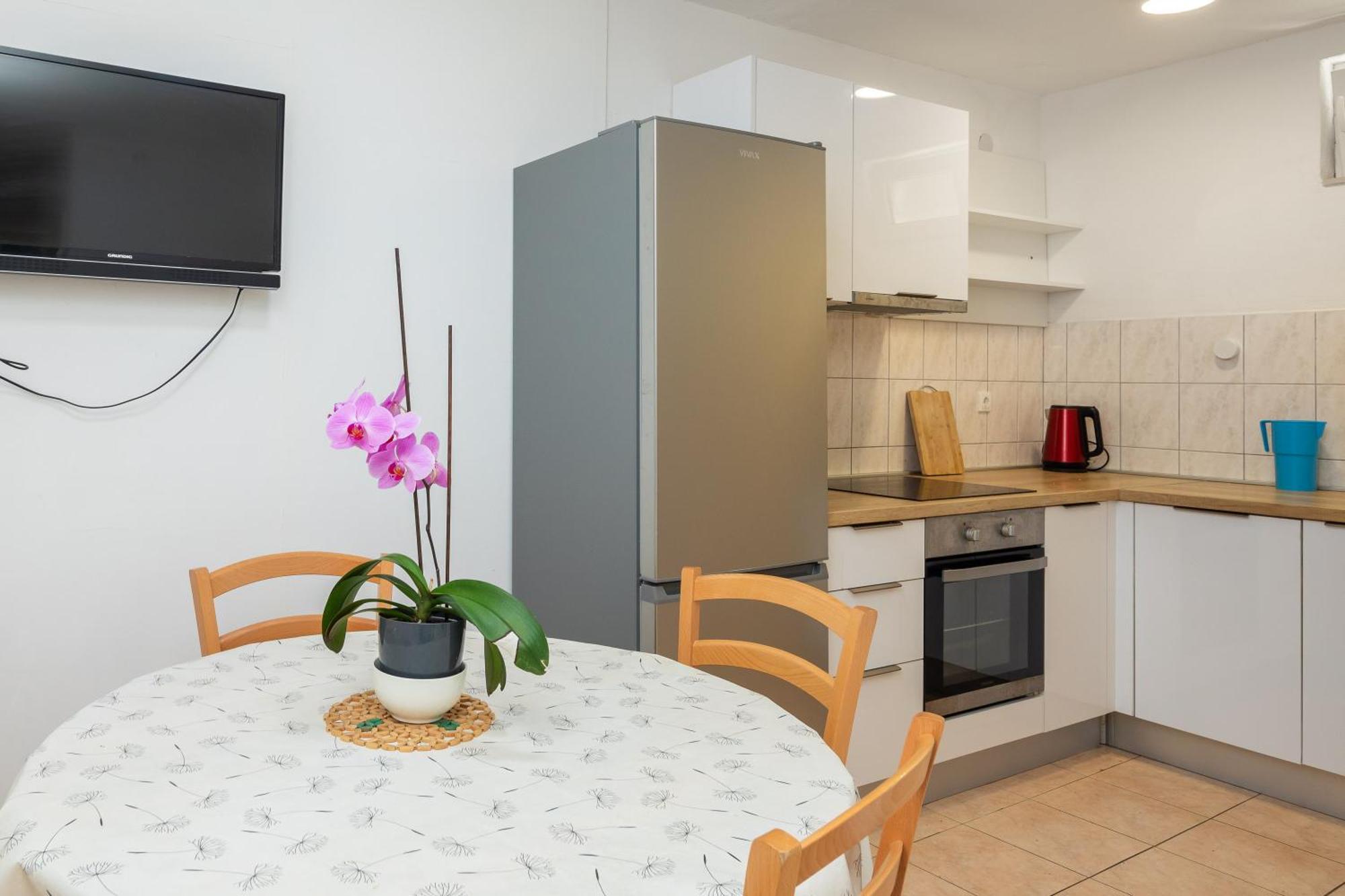 Apartments Roza Omis Ngoại thất bức ảnh
