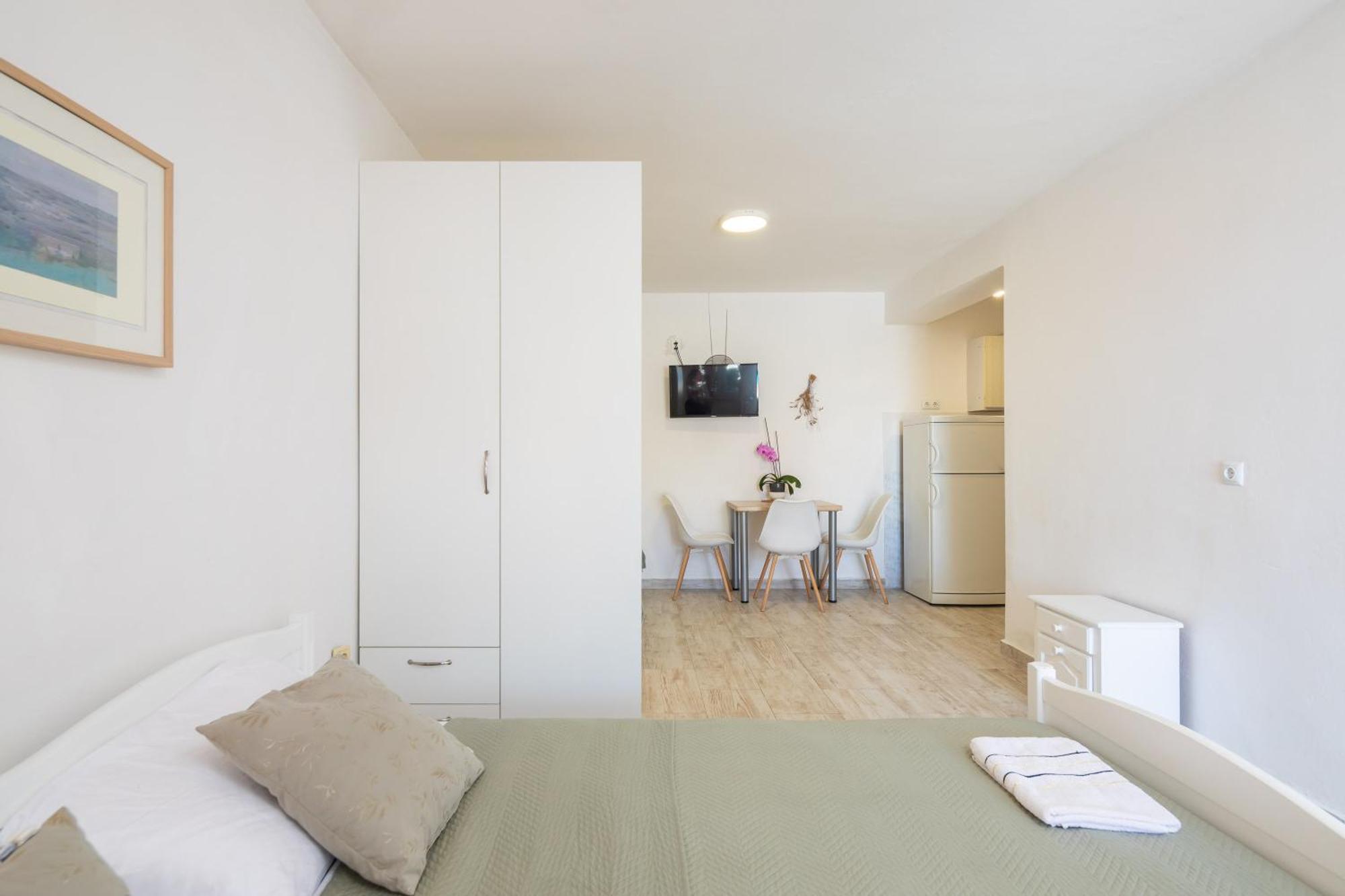 Apartments Roza Omis Ngoại thất bức ảnh