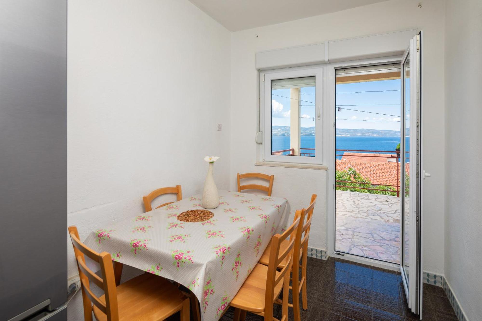Apartments Roza Omis Ngoại thất bức ảnh